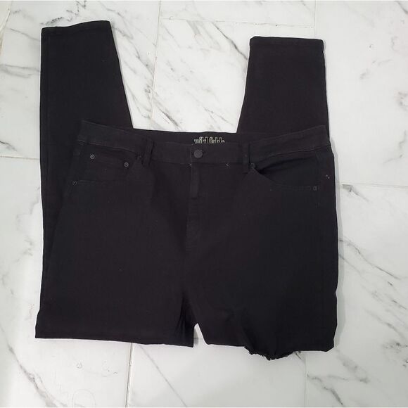 Wild Fable high waisted distressed jeans - Picture 6 of 8